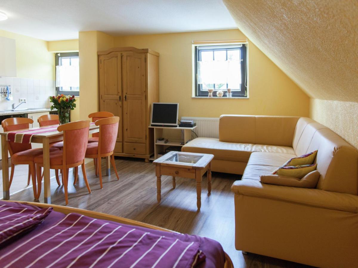 Beautiful Apartment In Merschbach With Garden Екстериор снимка