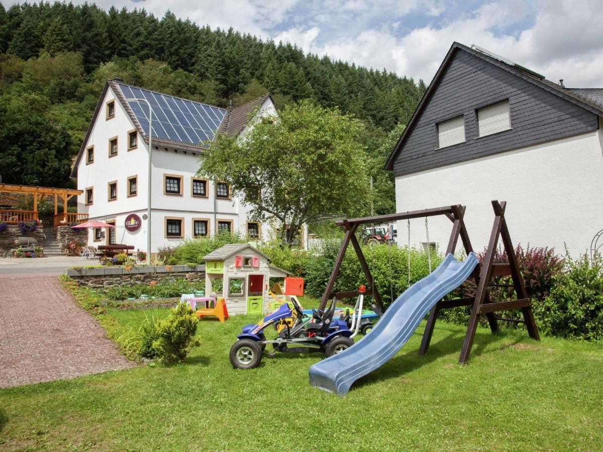 Beautiful Apartment In Merschbach With Garden Екстериор снимка