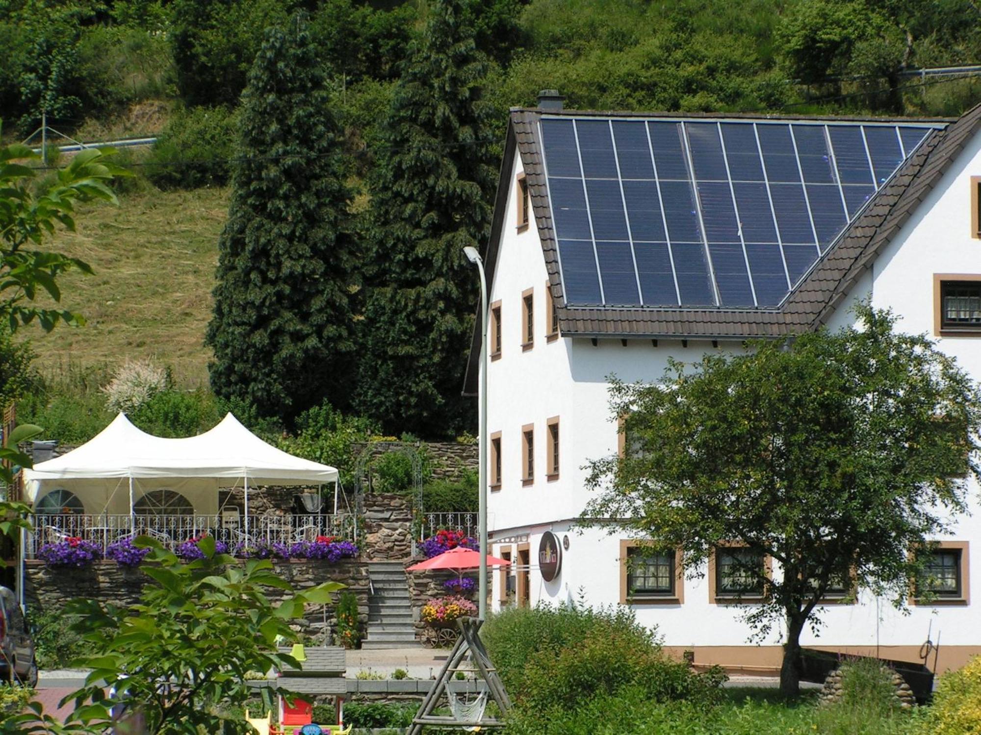 Beautiful Apartment In Merschbach With Garden Екстериор снимка